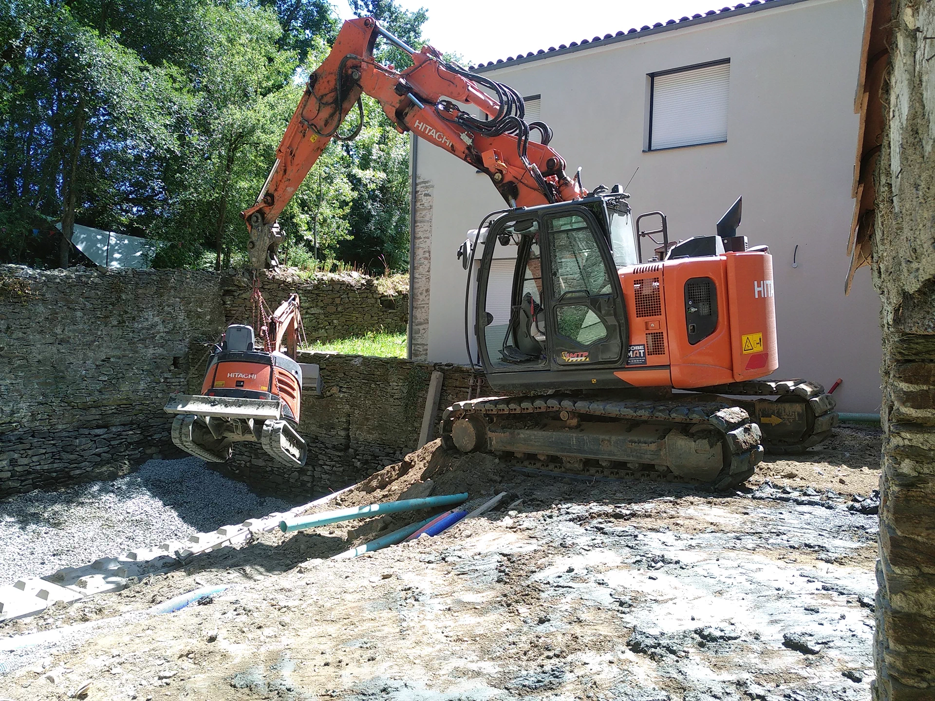 Réalisation de terrasement à Pont Saint Martin par JMTP FIGUREAU