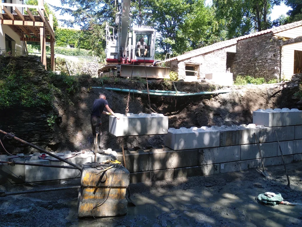 Réalisation d'empierrement à Pont Saint Martin par JMTP FIGUREAU